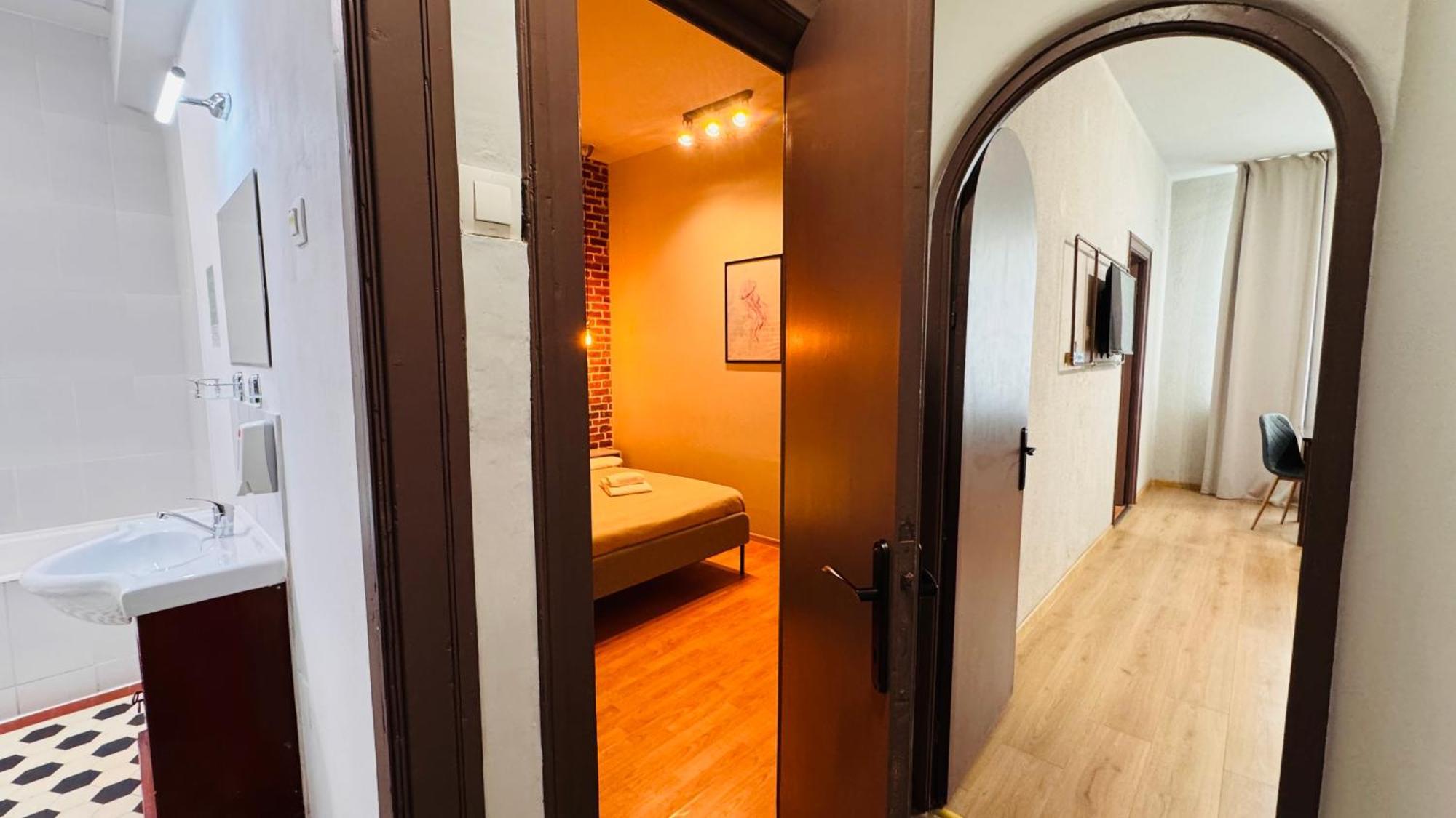 Ideal Home - Spacious & Modern Accommodation Near Unirii Square Βουκουρέστι Δωμάτιο φωτογραφία